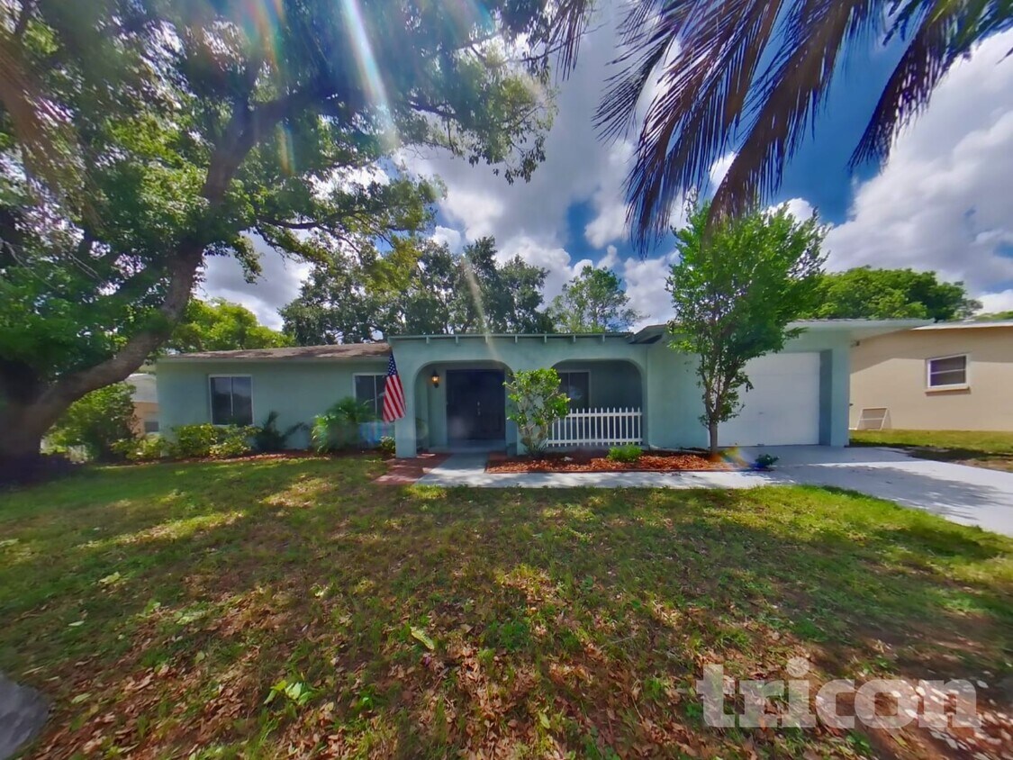 Foto principal - 12624 Eddington Rd