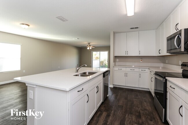 Foto del edificio - 12464 Orchard Grove Dr