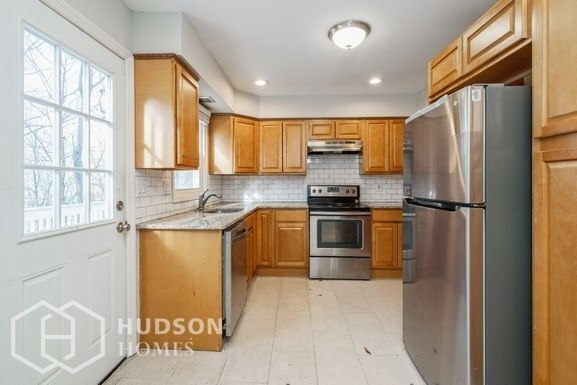 Building Photo - 19 Courtland Dr