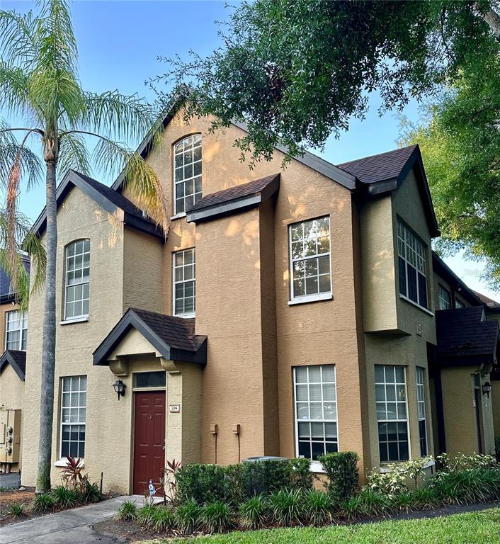Foto principal - 6324 Raleigh St