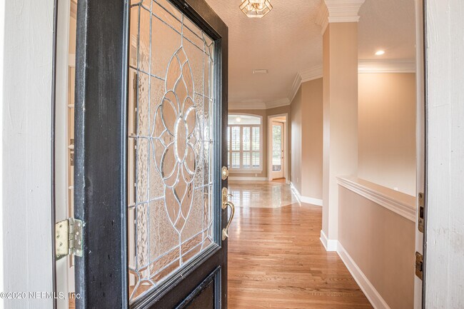 Foto del edificio - 11644 Sherborne Cir S
