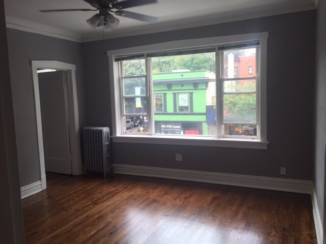 Foto del edificio - 2465 N Clark St