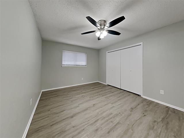 Building Photo - 2718 Oakmont Dr