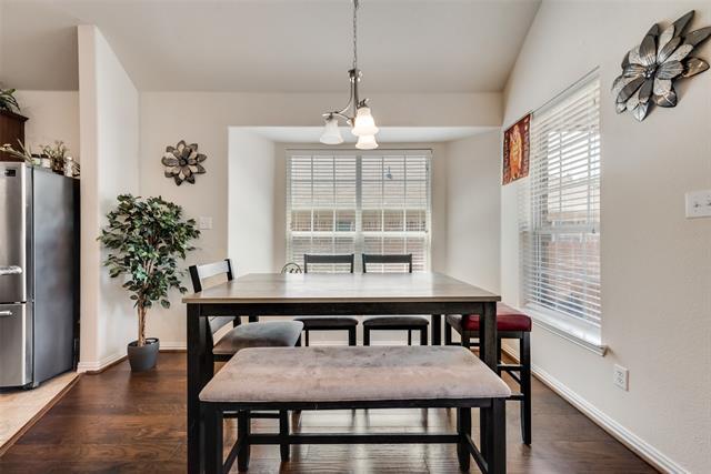 Building Photo - 2329 Ranchview Dr