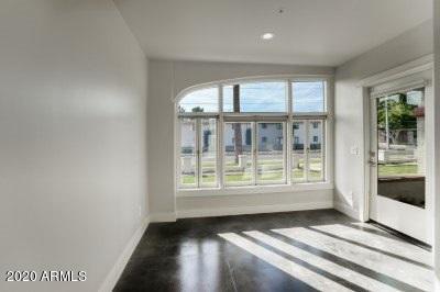 Building Photo - 402 W Roosevelt St