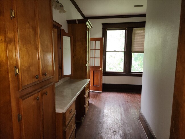 Foto del edificio - 403 Farquhar St