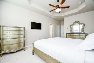 Building Photo - 2033 Millbridge Spring Ln