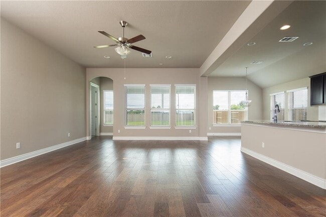 Building Photo - 3817 Gildas Path