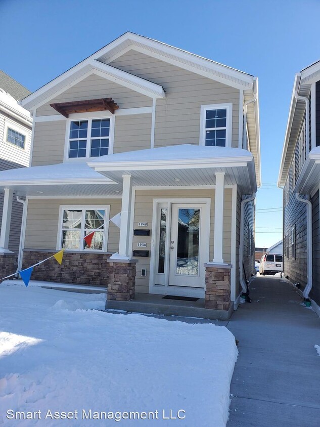 1938 S 55th St, West Allis, WI 53219 House Rental in West Allis, WI