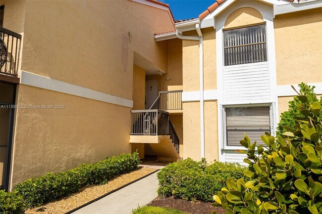 Building Photo - 5681 Riverside Dr