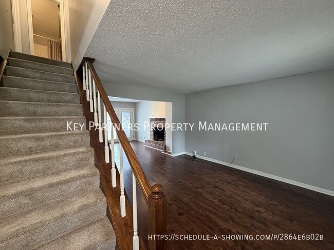 Foto del edificio - 138 E Nelson Cir