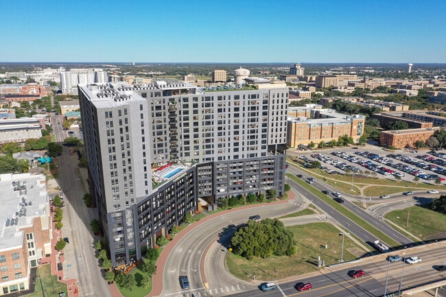 Photo - Aspire Reserve Apartments