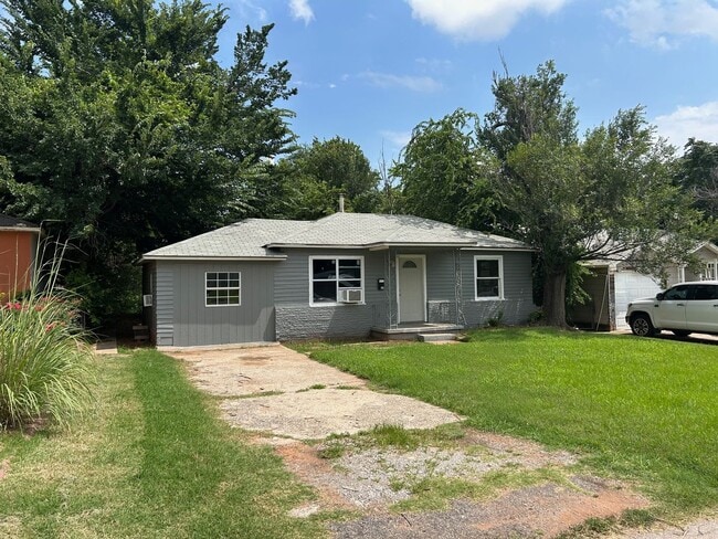Photo - 1619 SE 62nd St House