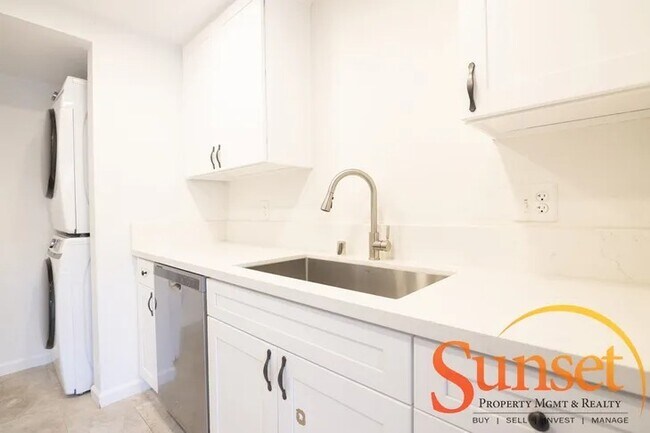 Foto del edificio - 7755 Starling Dr