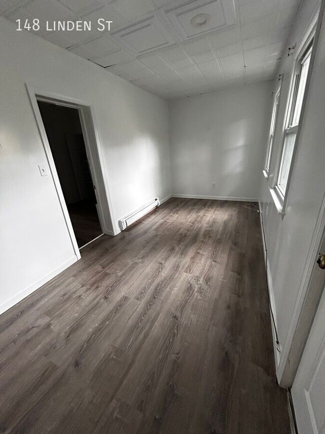 Photo - 148 Linden St Apartment