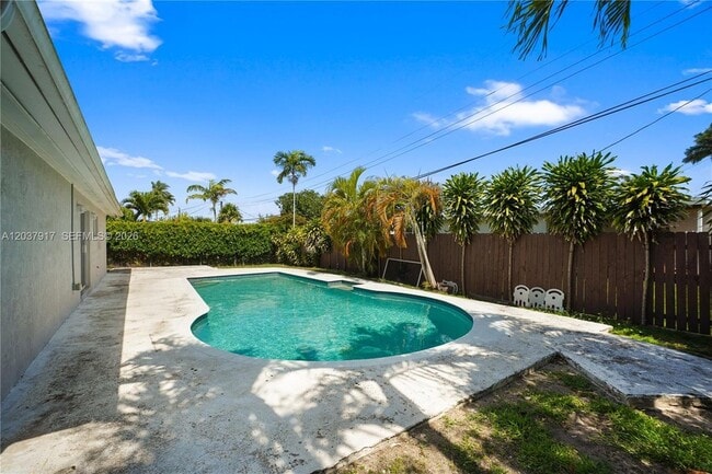 Photo - 10501 SW 53rd St House