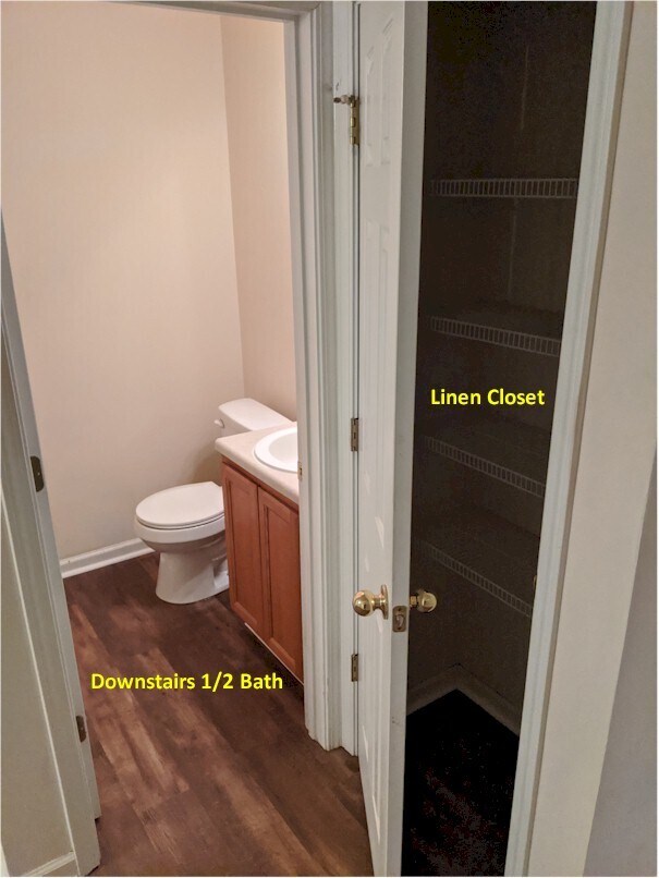 Foto del edificio - Carlton Street Townhomes