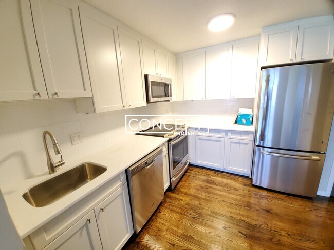 Foto del edificio - 50 Evergreen St