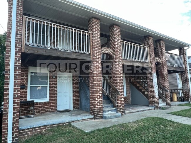 Photo - 2026 N Cherry St Apartment