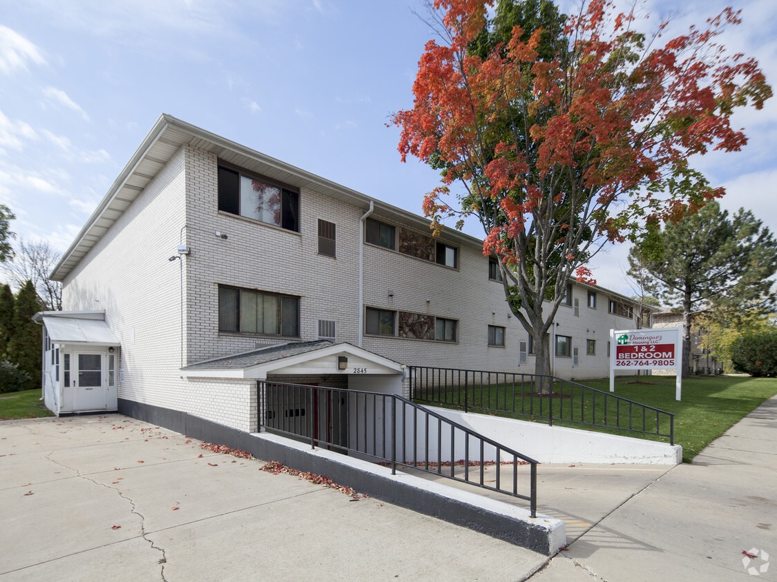 Primary Photo - 2845-2855 Ridge Ave