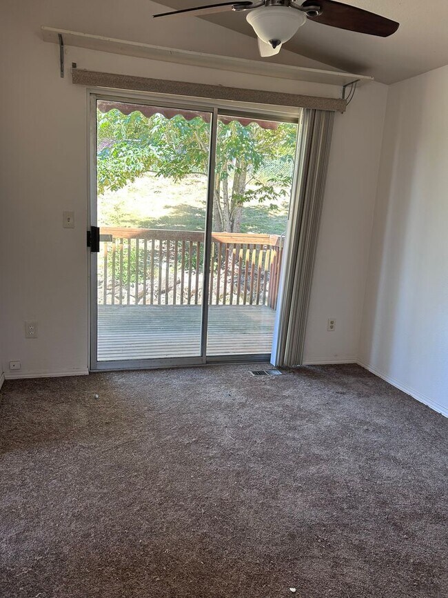 Foto del edificio - Updated 4BR Home in Renton's Victoria Park Neighborhood!