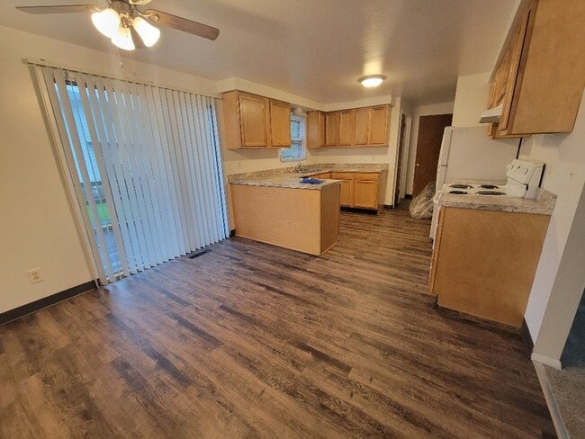 Foto del edificio - 618-18.5 Sunflower Dr