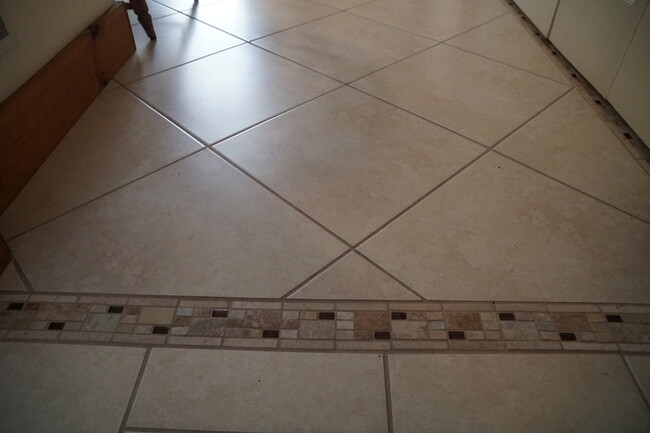 foyer - 38 Nolts Ln