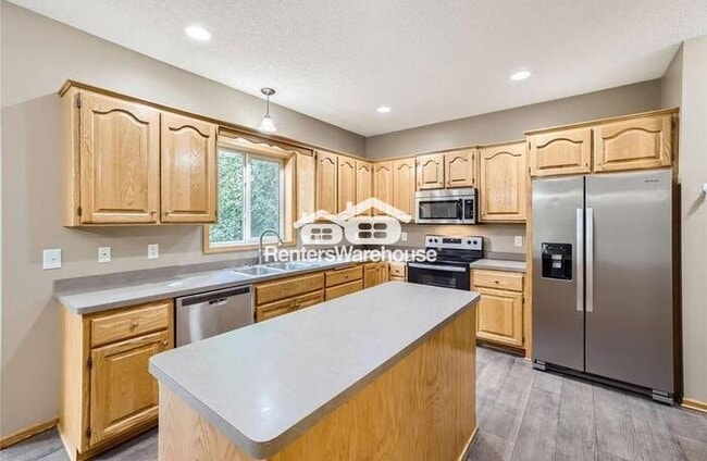 Building Photo - The Lakes of Blaine 4 Bedroom 3.5 Bath Home