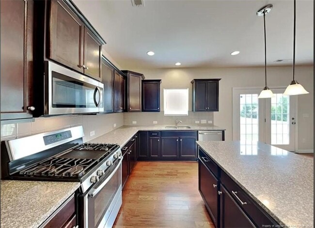 Building Photo - 184 Glastonbury Dr