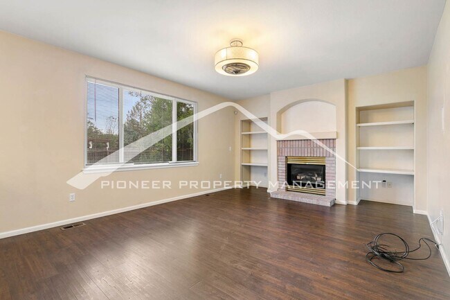 Foto del edificio - Beautiful Large Home with Central A/C and ...