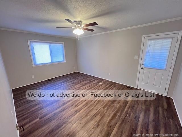 Foto del edificio - 269 Ramona Dr