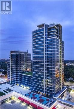 Photo principale - 7165 Yonge St