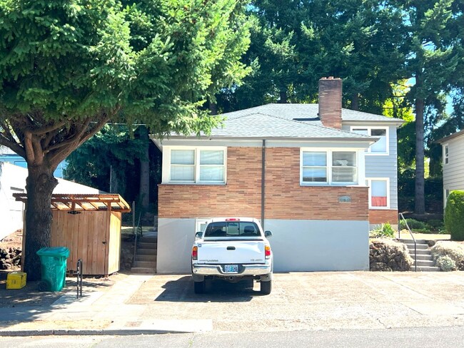 Building Photo - 2834 SE 50th Ave