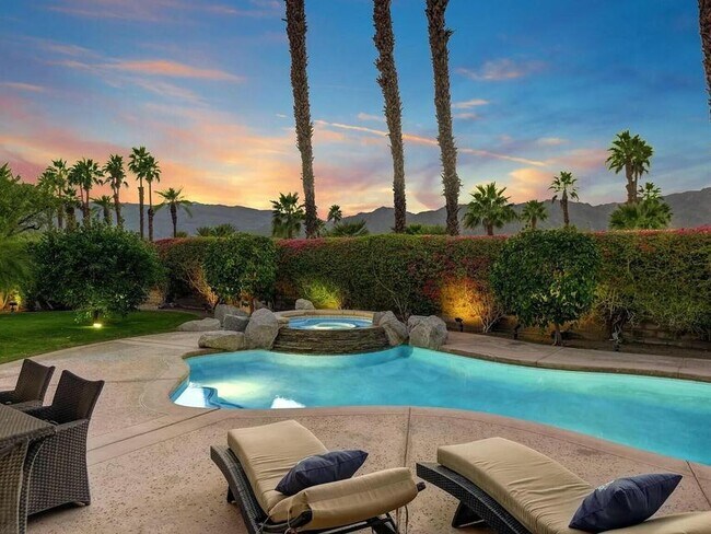 Foto del edificio - 50445 Mountain Shadows Rd