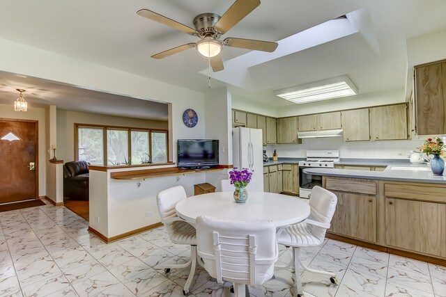 Foto del edificio - 636 Greenbriar Ln