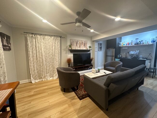 Building Photo - 13724 Penwith Ct