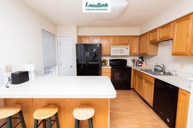 Building Photo - 111 Abelia Dr