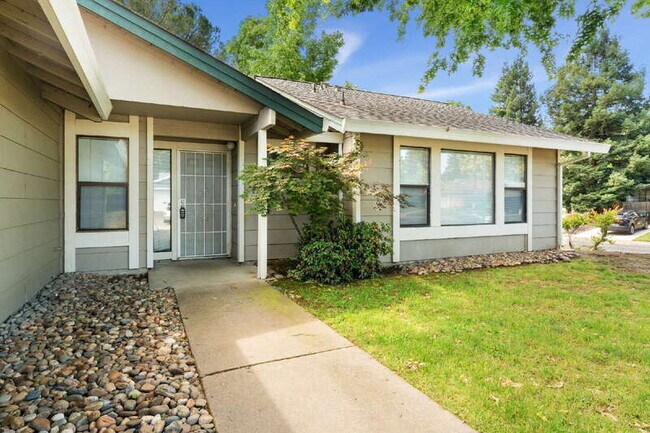 Foto del edificio - 101 Claim Ct