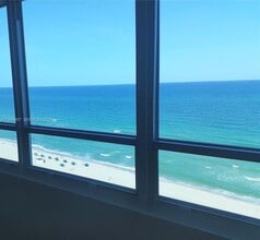 Building Photo - 5445 Collins Ave