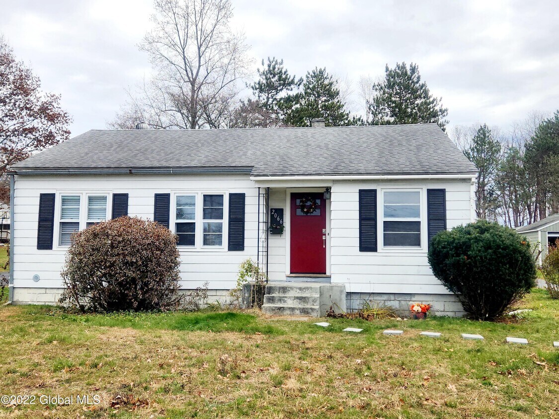 2066 Brookview Rd, CastletononHudson, NY 12033 House Rental in