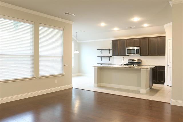 Foto del edificio - 1108 Kingston Ct
