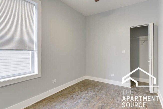 Foto del edificio - 2935 N Lawndale Ave