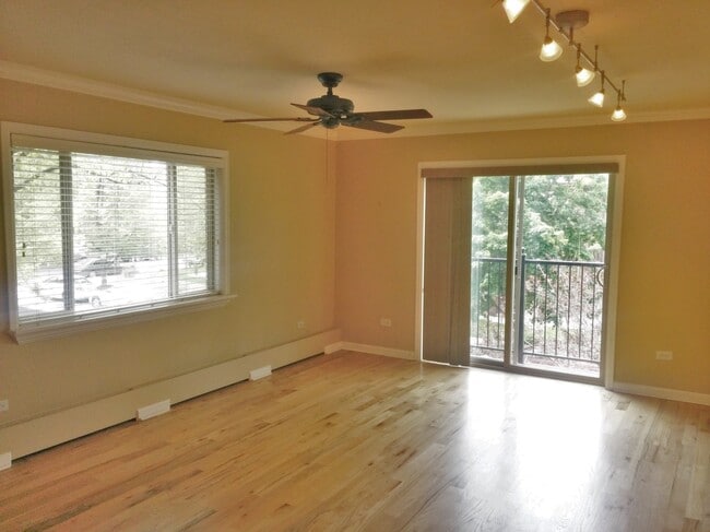 Building Photo - 1330 Elizabeth St