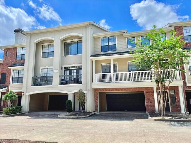 Building Photo - 15200 Memorial Dr