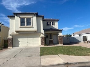 Building Photo - 2842 S 106th Pl