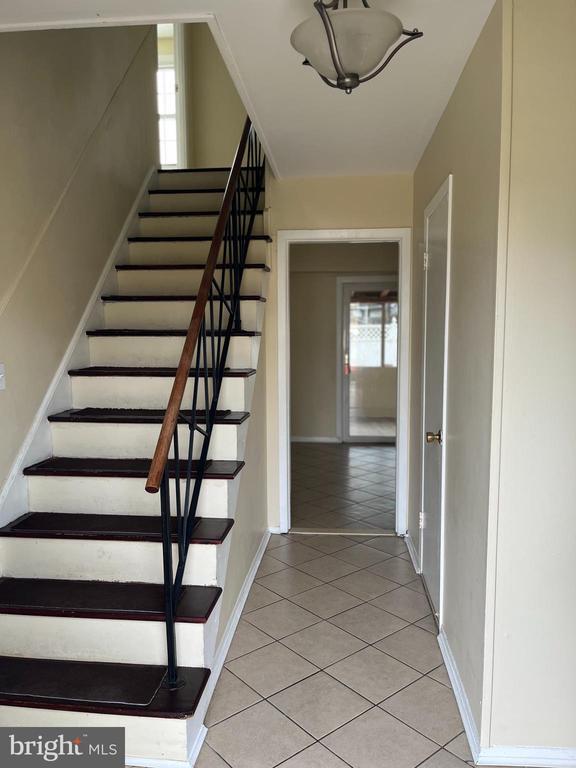 Foto del edificio - 42 Genesee Ln