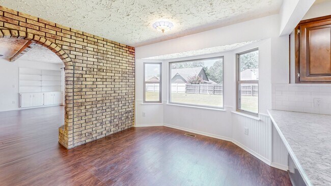 Foto del edificio - Beautiful Home Coming Soon in the Heart of Broken Arrow!