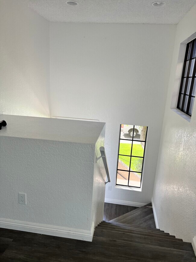 Stairway - 839 S Westwood