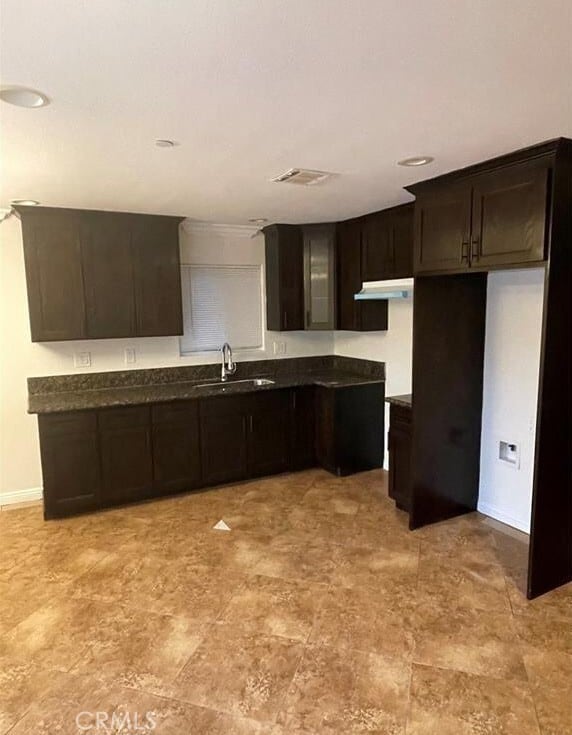 Foto del edificio - 8617 Hickory St