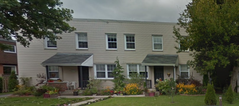 Primary Photo - 381 D'Arcy St
